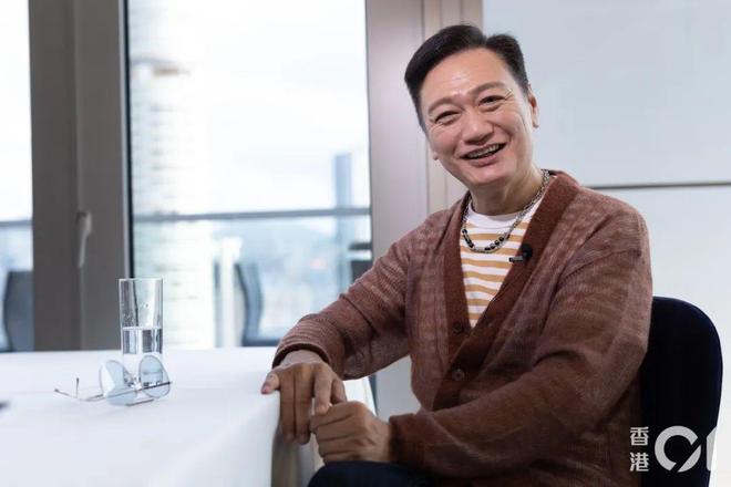 家拍戏不介意被嘲五音不全：我不觉得前TVB男星自爆因一个原因拒返娘(图4)